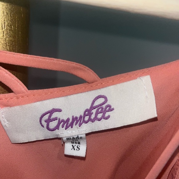 Flowy Coral Strap Tank Top Size XS with Criss Cross Detail - Picture 4 of 4